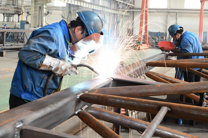 2021年5月七，陜建機(jī)股份舉辦為期6個(gè)月的“學(xué)黨史建功‘十四五’ 開新局奮進(jìn)新征程”為主題的勞動競賽1_副本.jpg
